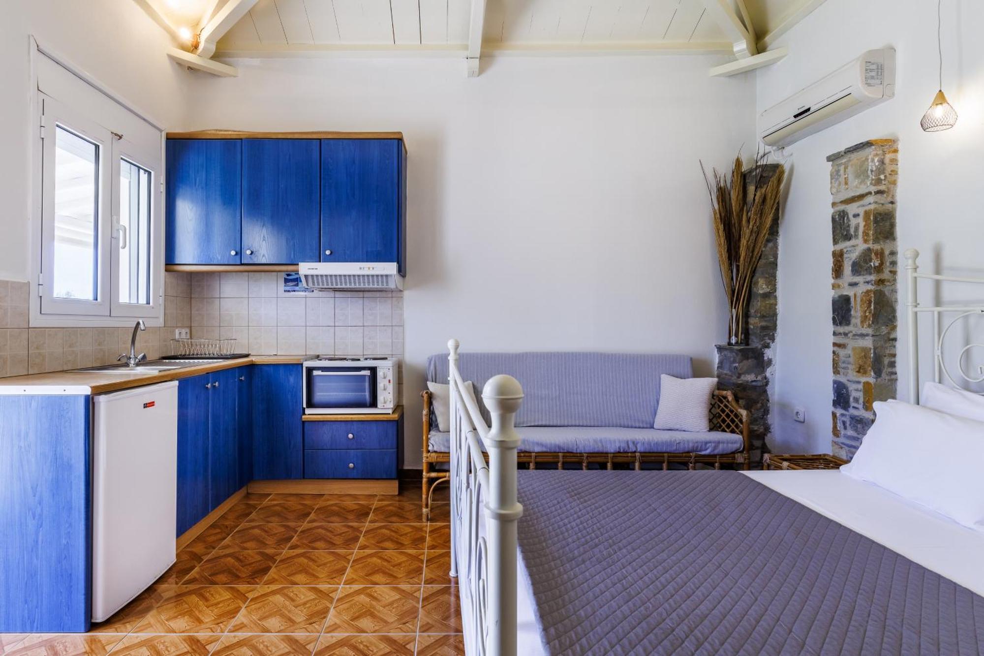 Likasti * Skopelos